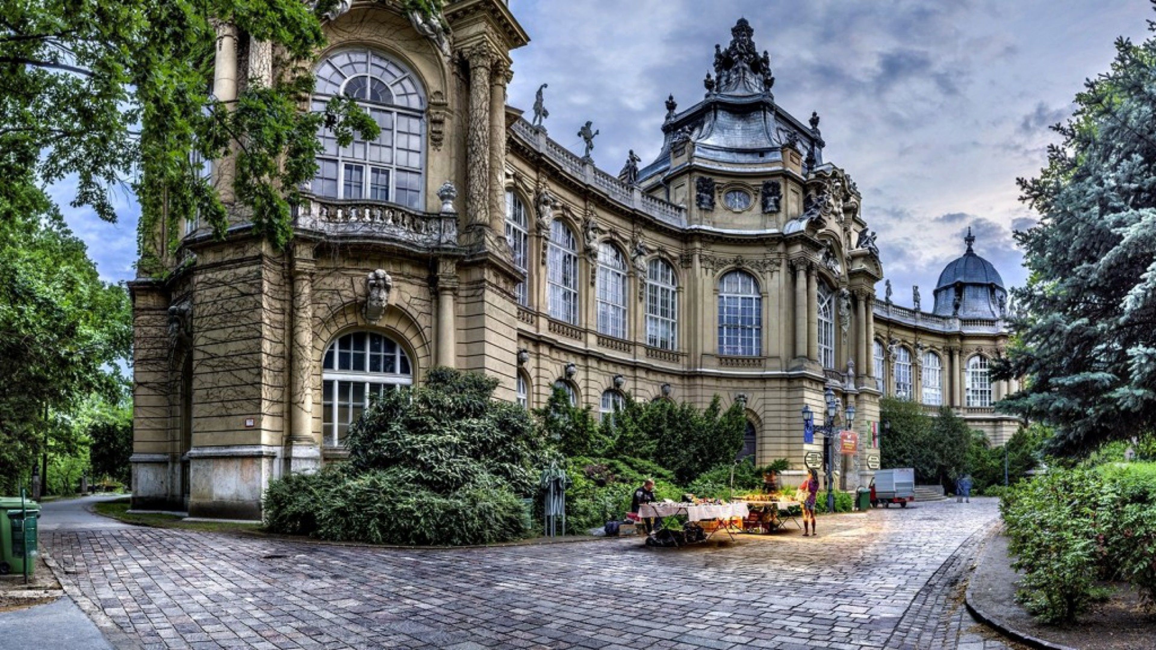 3840x2160 Hungary Wallpaper