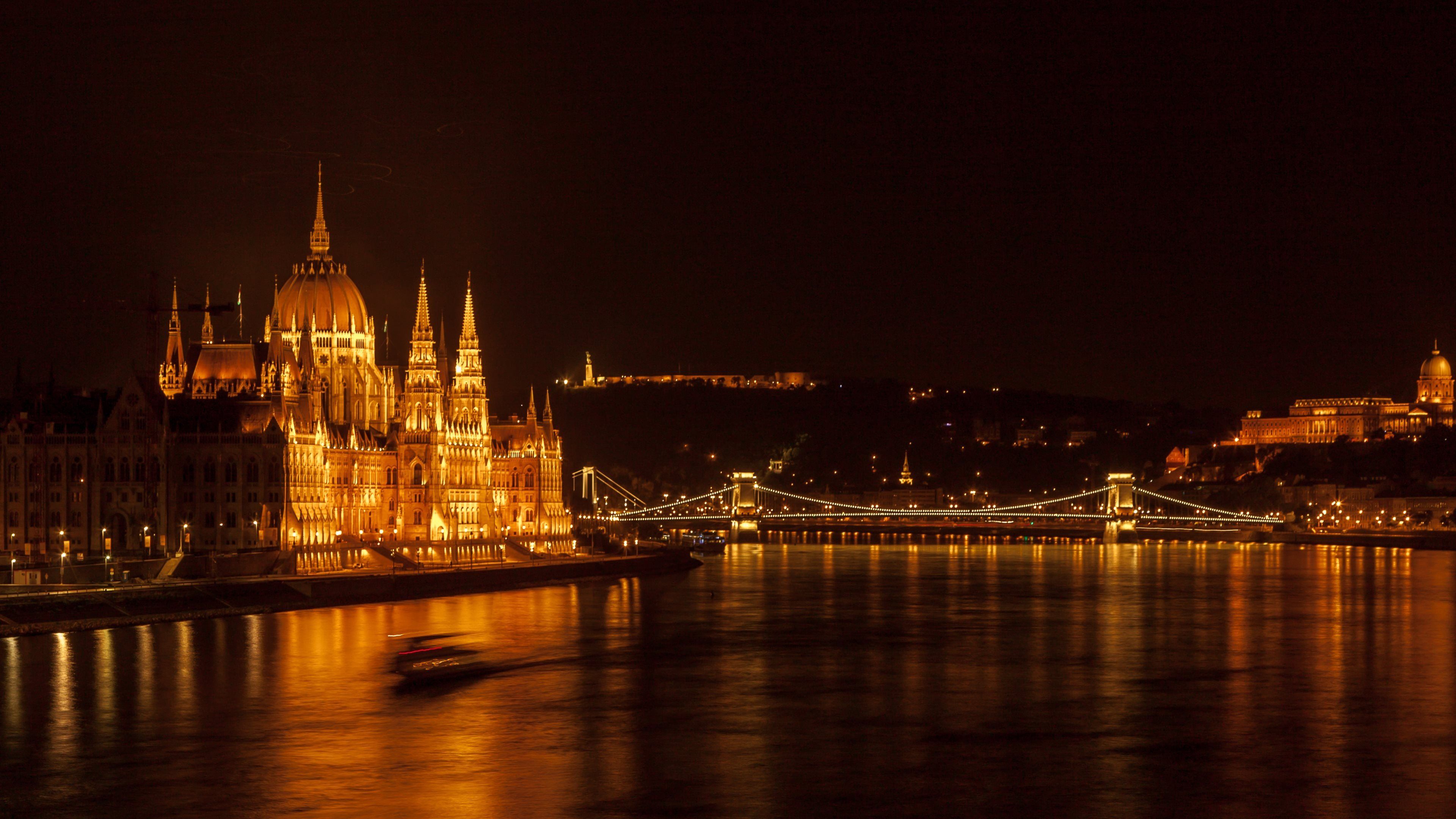 3840x2160 Budapest, Night, Hungary, Chain Bridge, Hungarian Parliament Building Wallpaper HD / Desktop and Mobile Background
