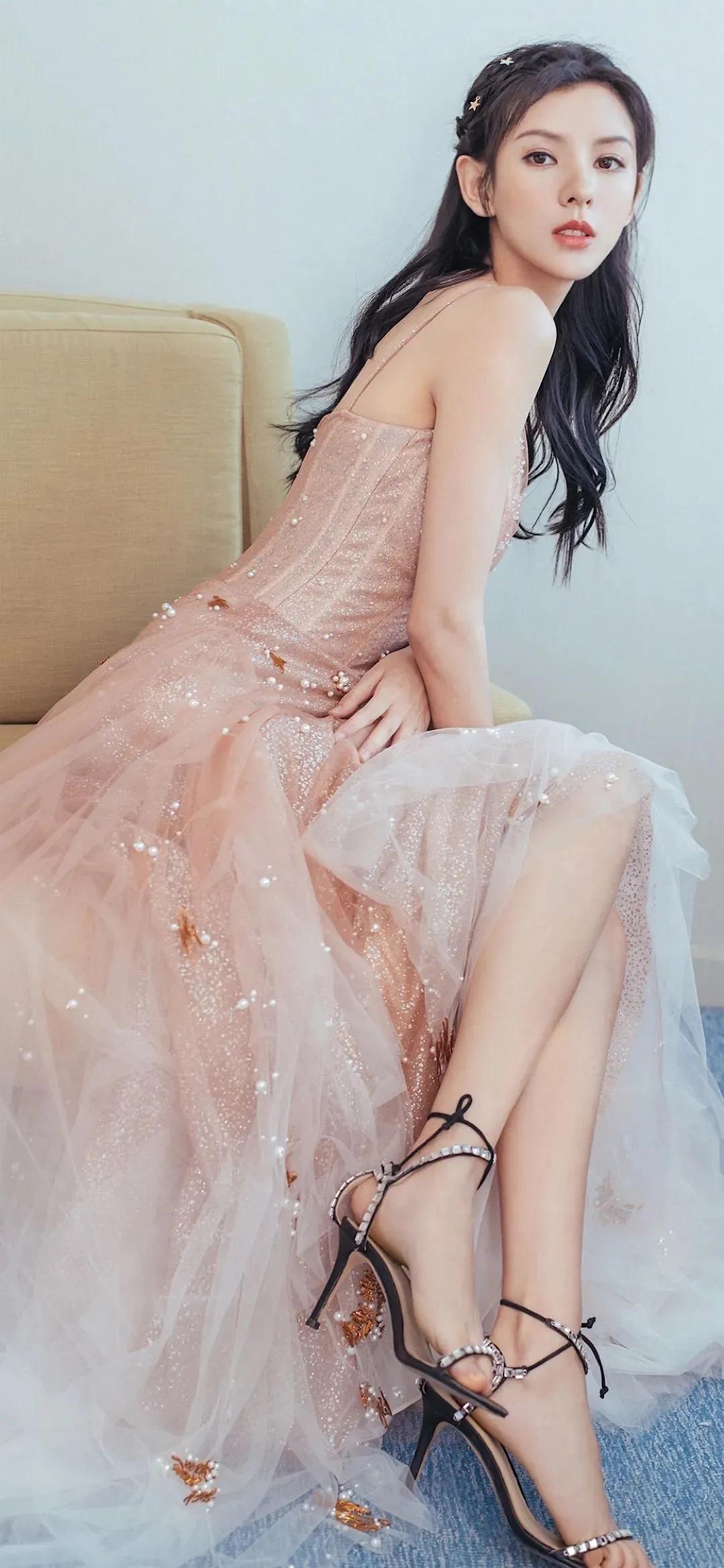 1080x2340 Zhang Yuxi Wallpaper