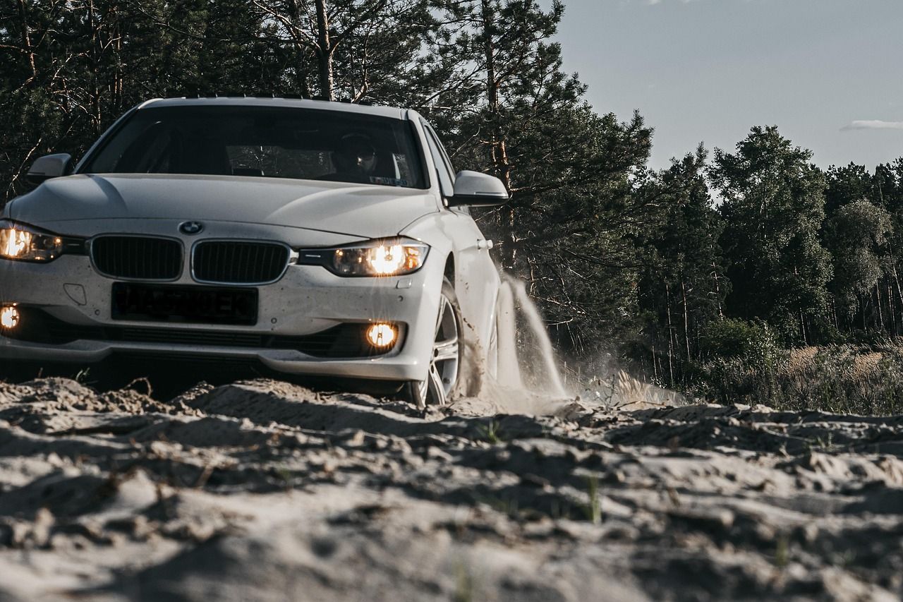 1280x853 Car Bmw Forest