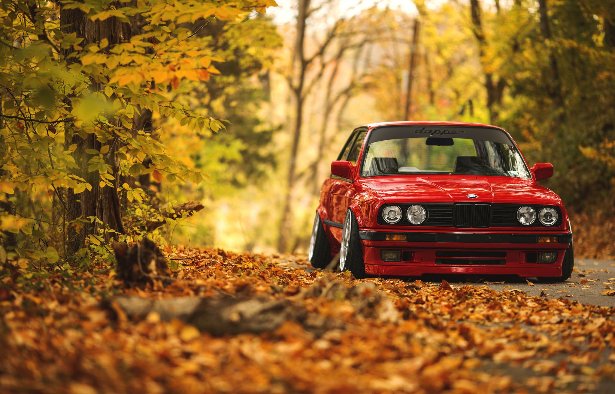 2048x1314 Wallpaper road, autumn, forest, leaves, BMW, E30 for mobile and desktop, section bmw, resolution 2048x1314