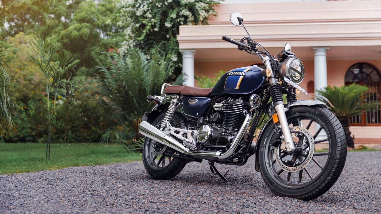 1600x900 Honda H'ness CB350 Legacy Edition and CB350RS New Hue Edition launched