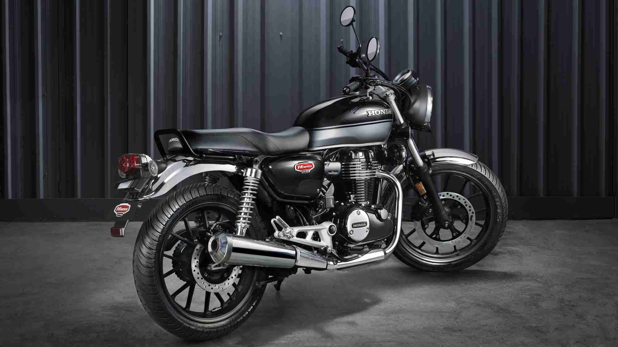 2000x1125 Honda H'ness CB 350 revealed: Honda enters the modern retro market. Motorcycle News, Reviews and Knowledge Base