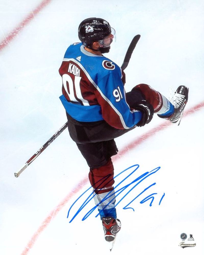 799x1000 Nazem Kadri Colorado Avalanche Signed Unframed 8x10 Celebration Back View Photo