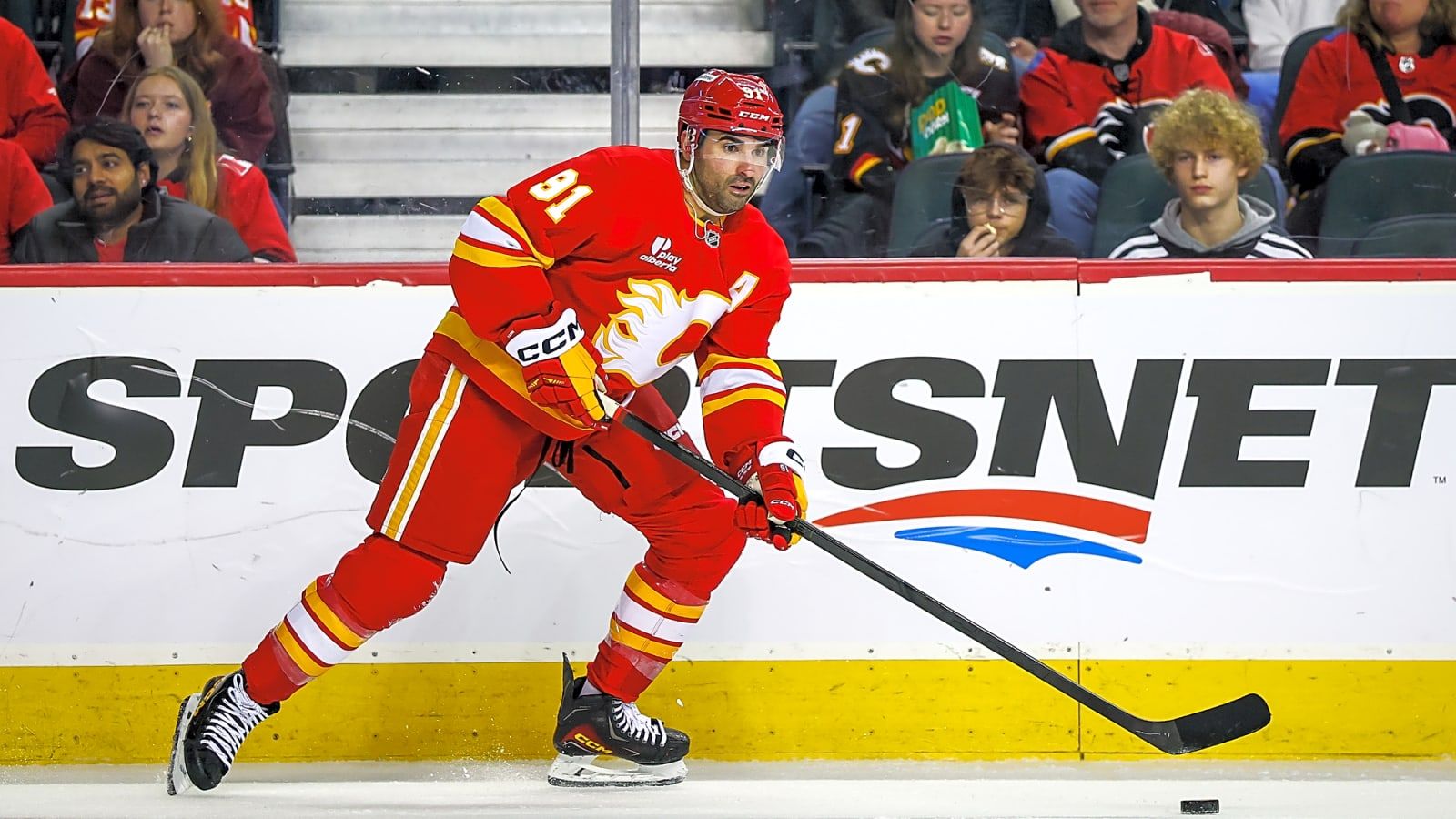 1600x900 Av's Fans Send Nazem Kadri a Powerful Message