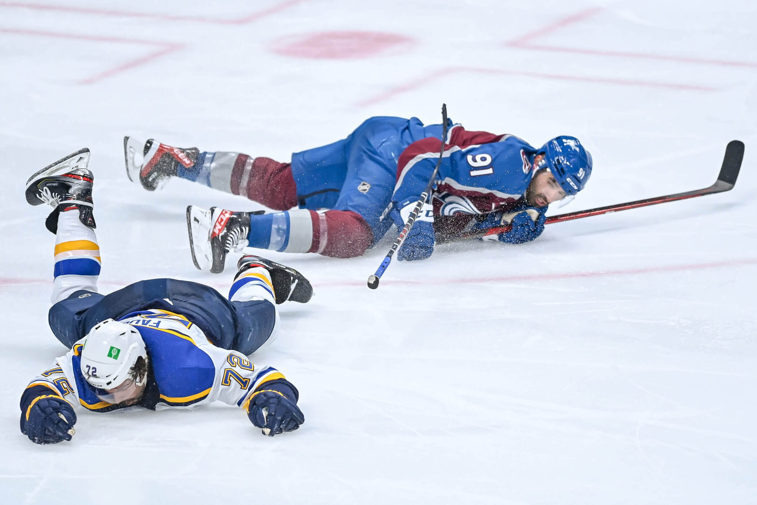 2444x1631 Nazem Kadri, 'heavy baggage' and a league that doesn't forget: Can he turn the page with a long Avs run?
