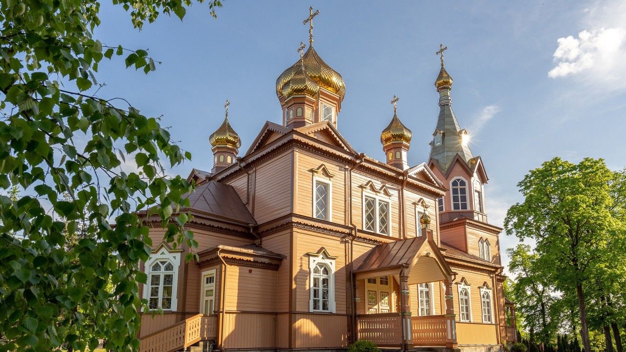 1280x720 Dome Orthodox Church Wooden Russia HD Travel Wallpaper