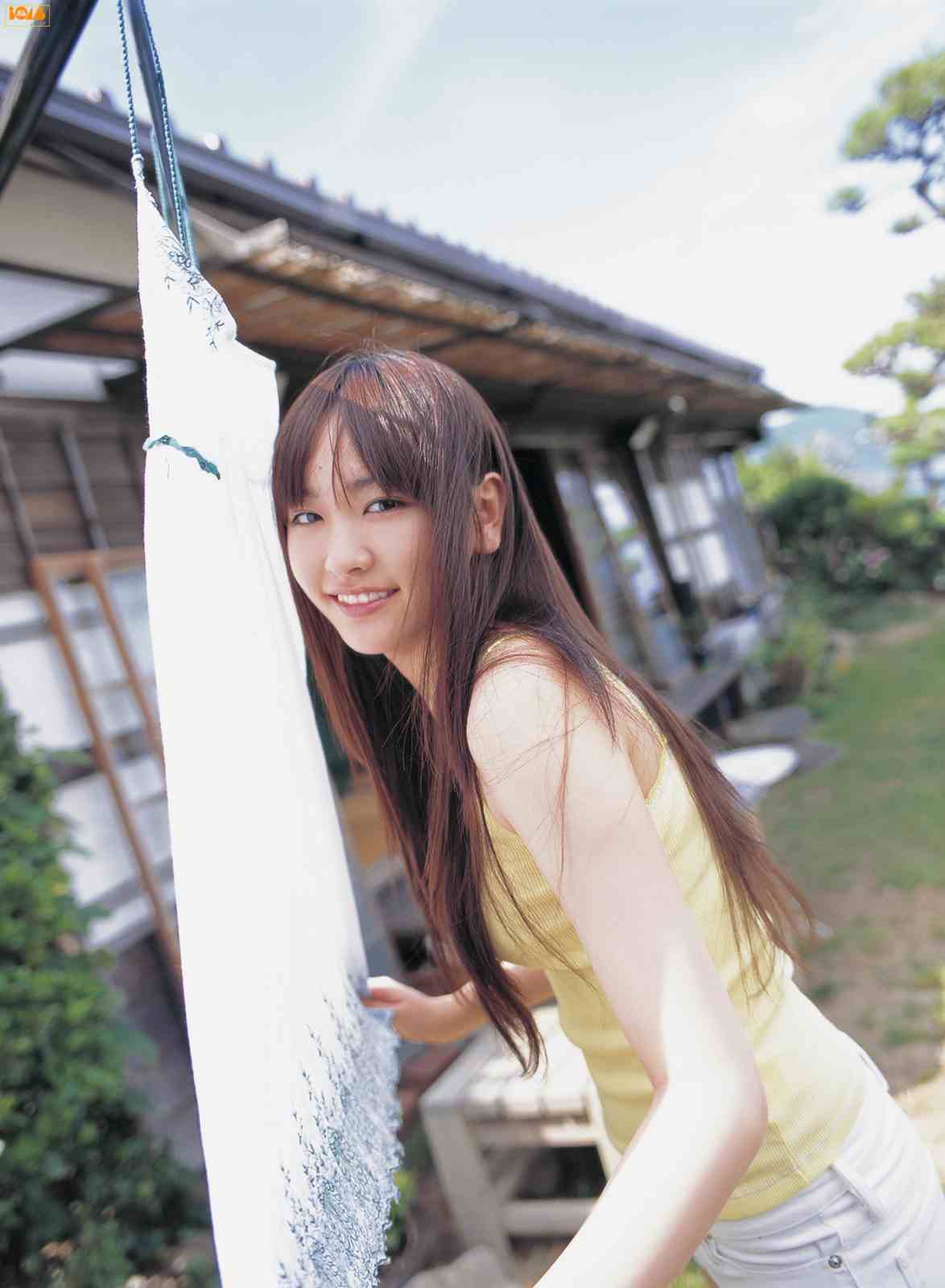 1174x1600 JAPANESE ARTIST WALLPAPER PHOTOBOOK VIDEO MUSIC DRAMA: Yui Aragaki Photobook