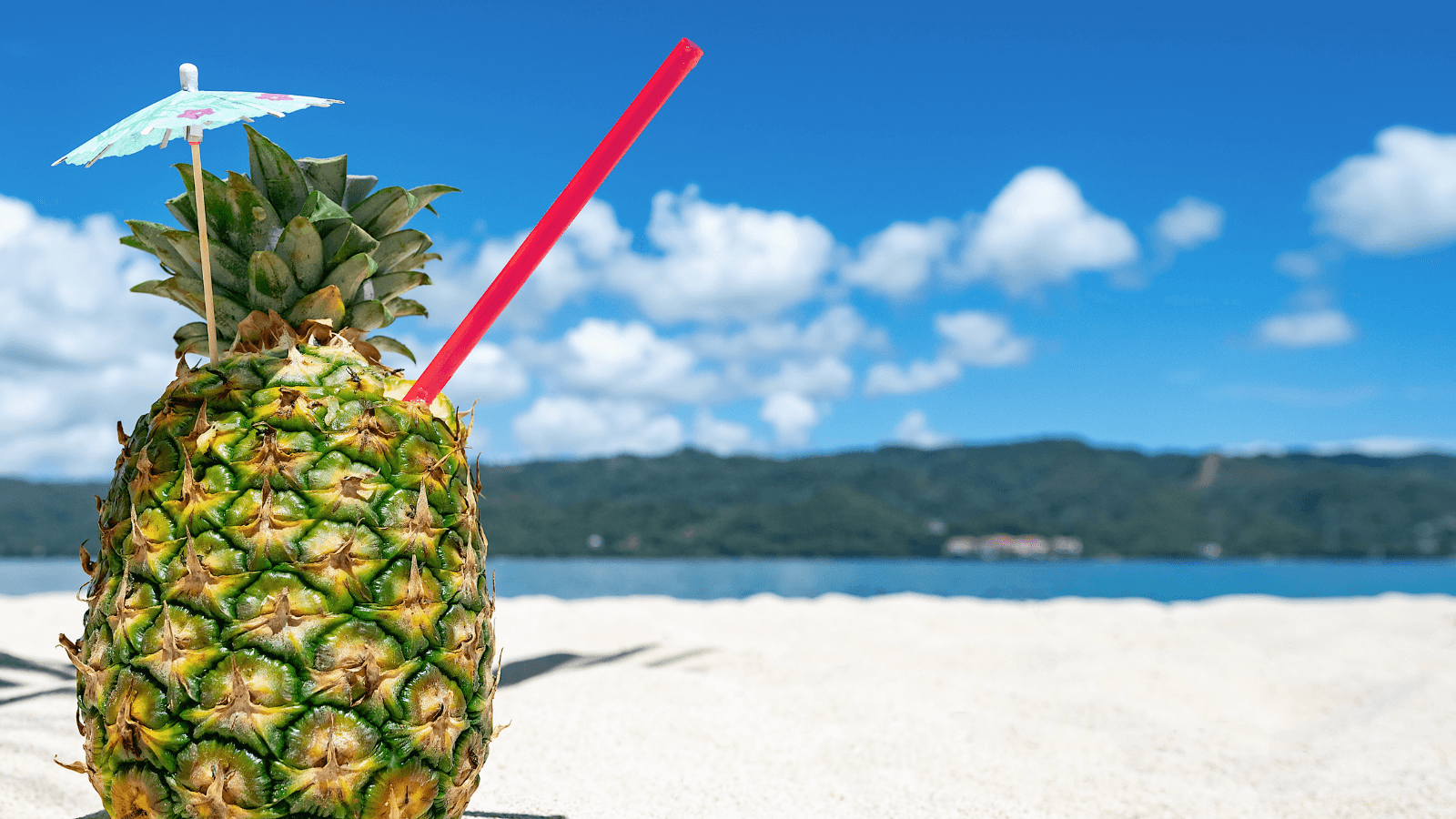 1600x900 The perfect Piña Colada