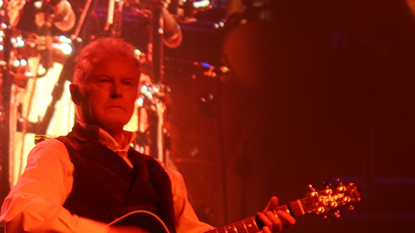 1600x900 Eagles (Hotel California 2021) Henley (Donald Hugh H