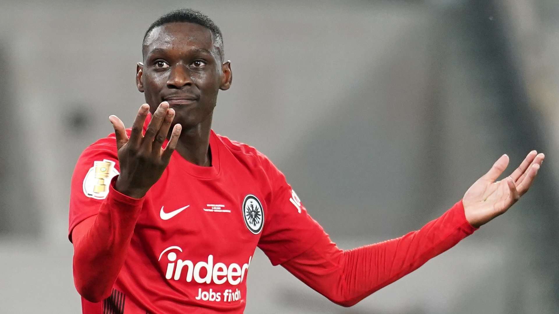 1920x1080 Man Utd & Bayern Munich target Randal Kolo Muani will cost more than €90m, insists Eintracht Frankfurt CEO
