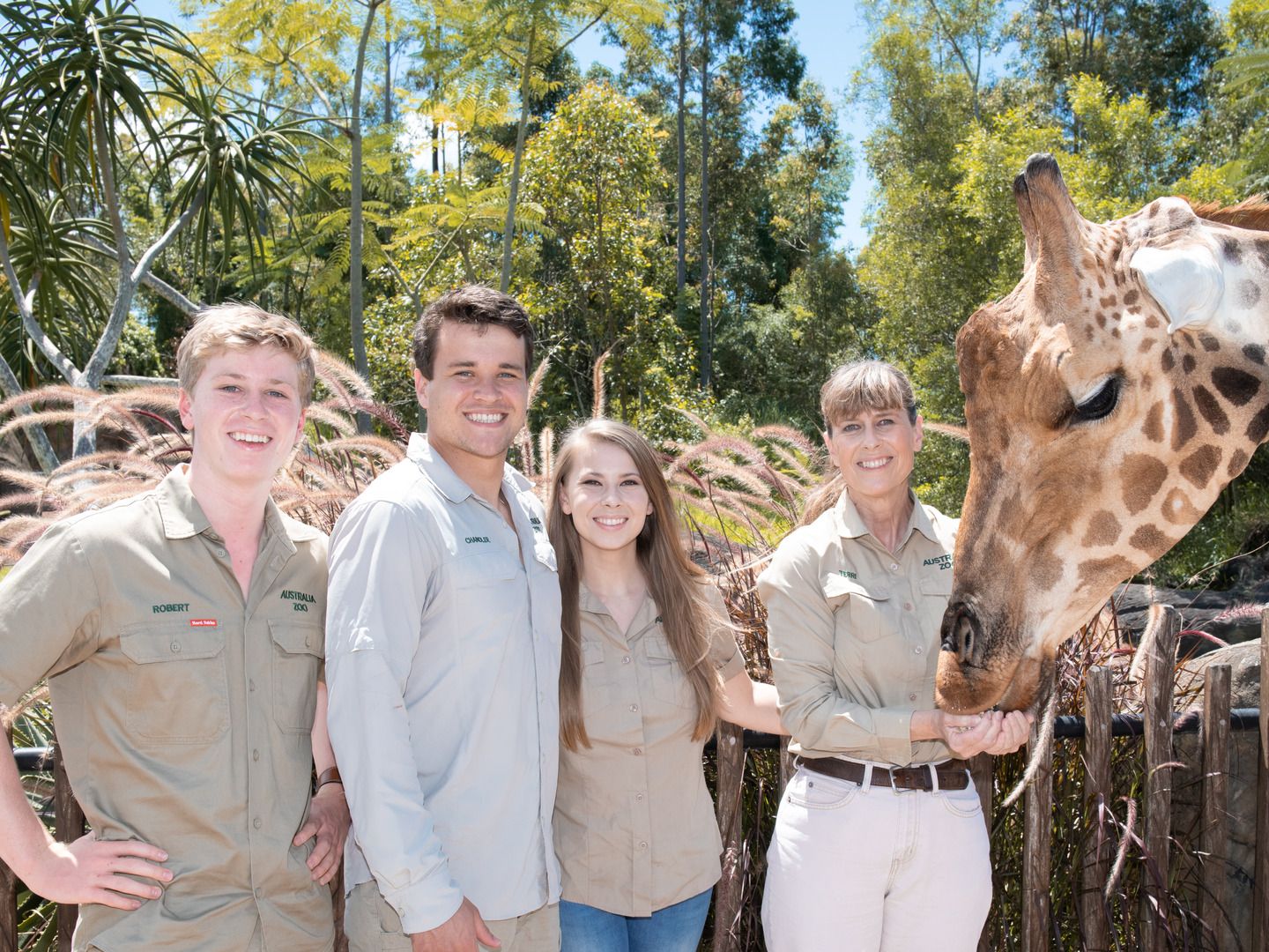 1440x1080 Terri Irwin Shares Adorably Wholesome Family Photo With Grace Warrior