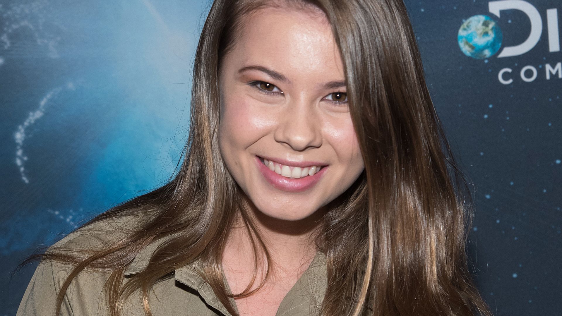 1920x1080 Bindi Irwin Wallpaper