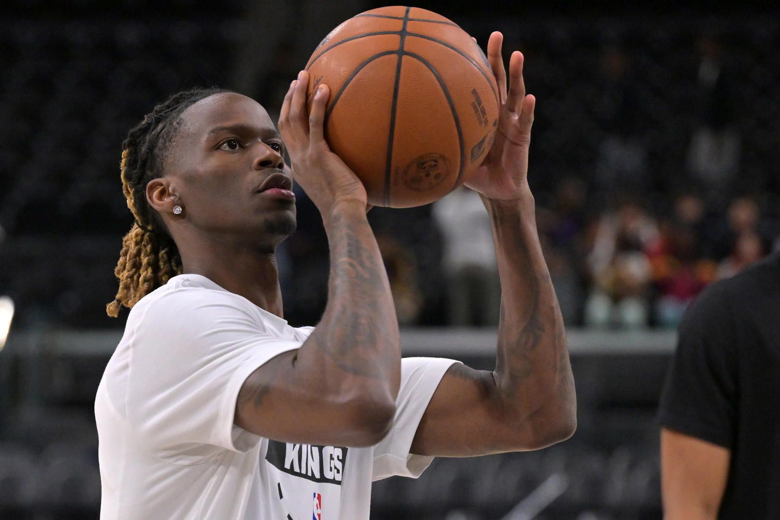1600x1066 Kings' Keon Ellis Trade Talks Gaining Steam as Contenders Make Interest Known