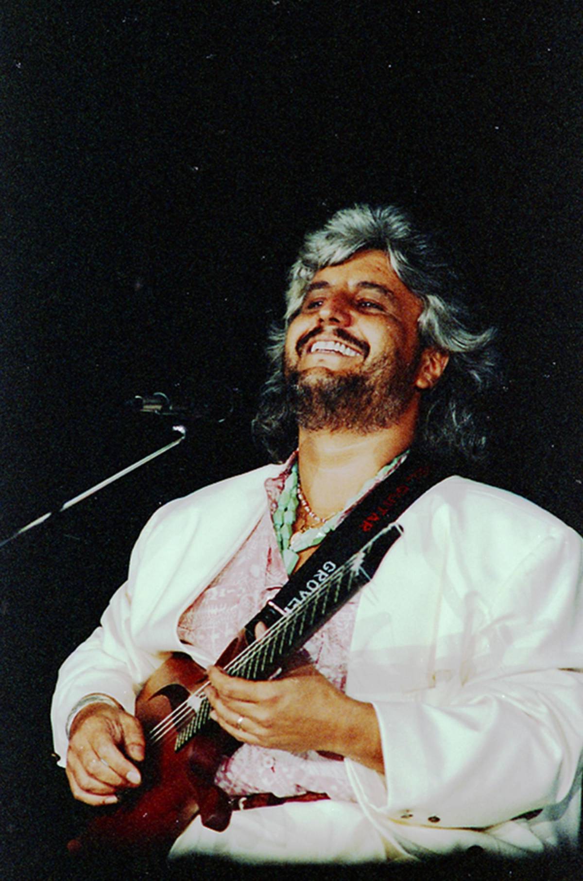 1200x1814 Il 19 marzo c'è il PINO DANIELE DAY: sono ormai 9 anni dalla scomparsa