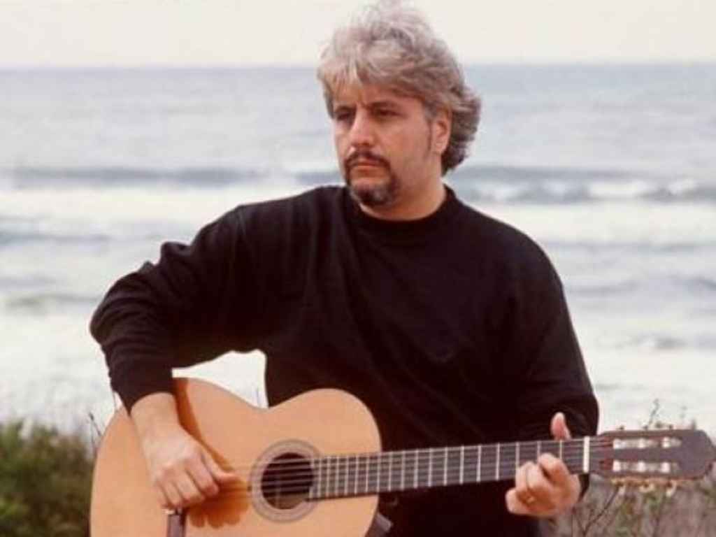 1024x768 Pino Daniele: il pensiero degli artisti napoletani