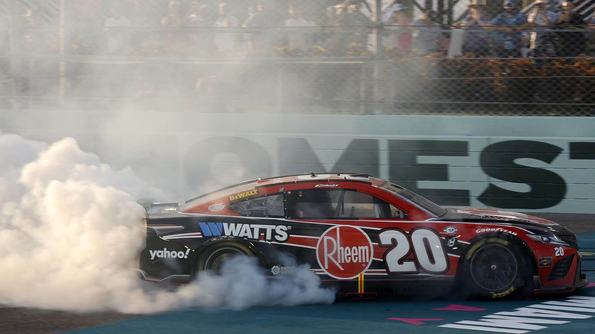 1920x1080 Christopher Bell, Adam Stevens make correct adjustments to overcome issues