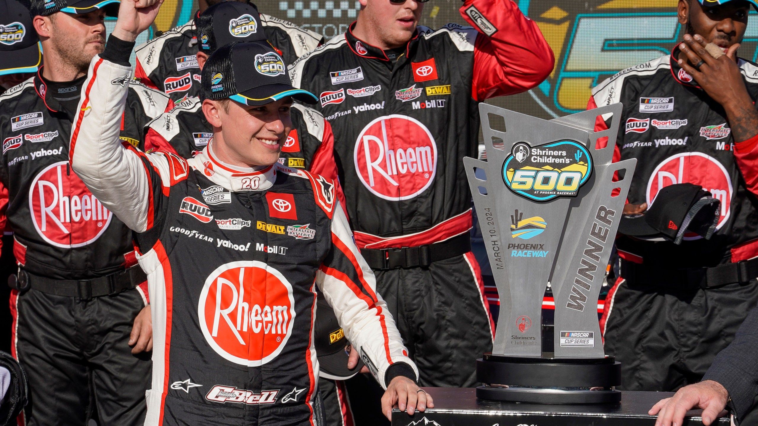 2560x1440 Christopher Bell's win caps Toyota's stellar weekend at Phoenix Raceway. FOX 5 San Diego & KUSI News