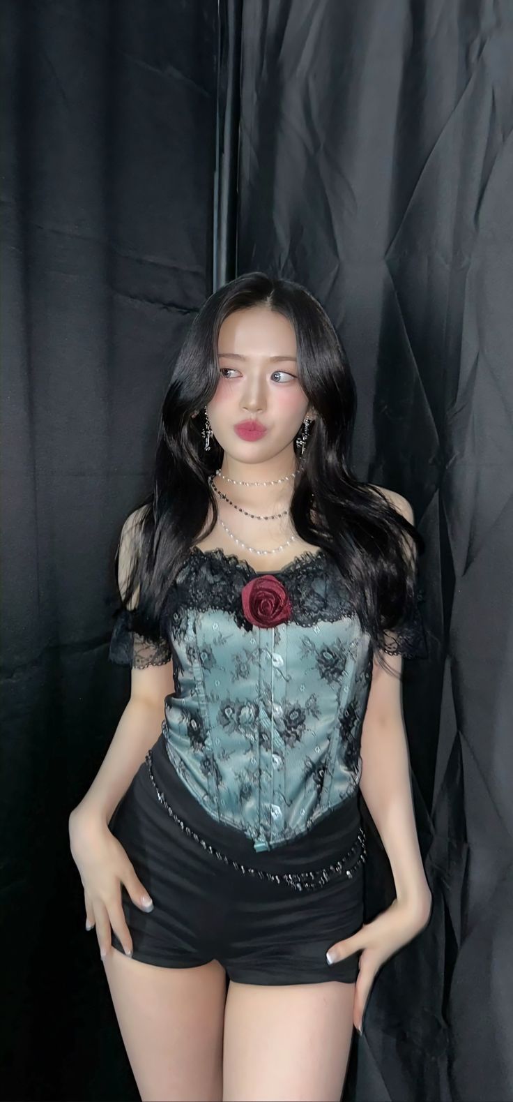 736x1579 Yujin wallpaper #yujin #ive #wallpaper