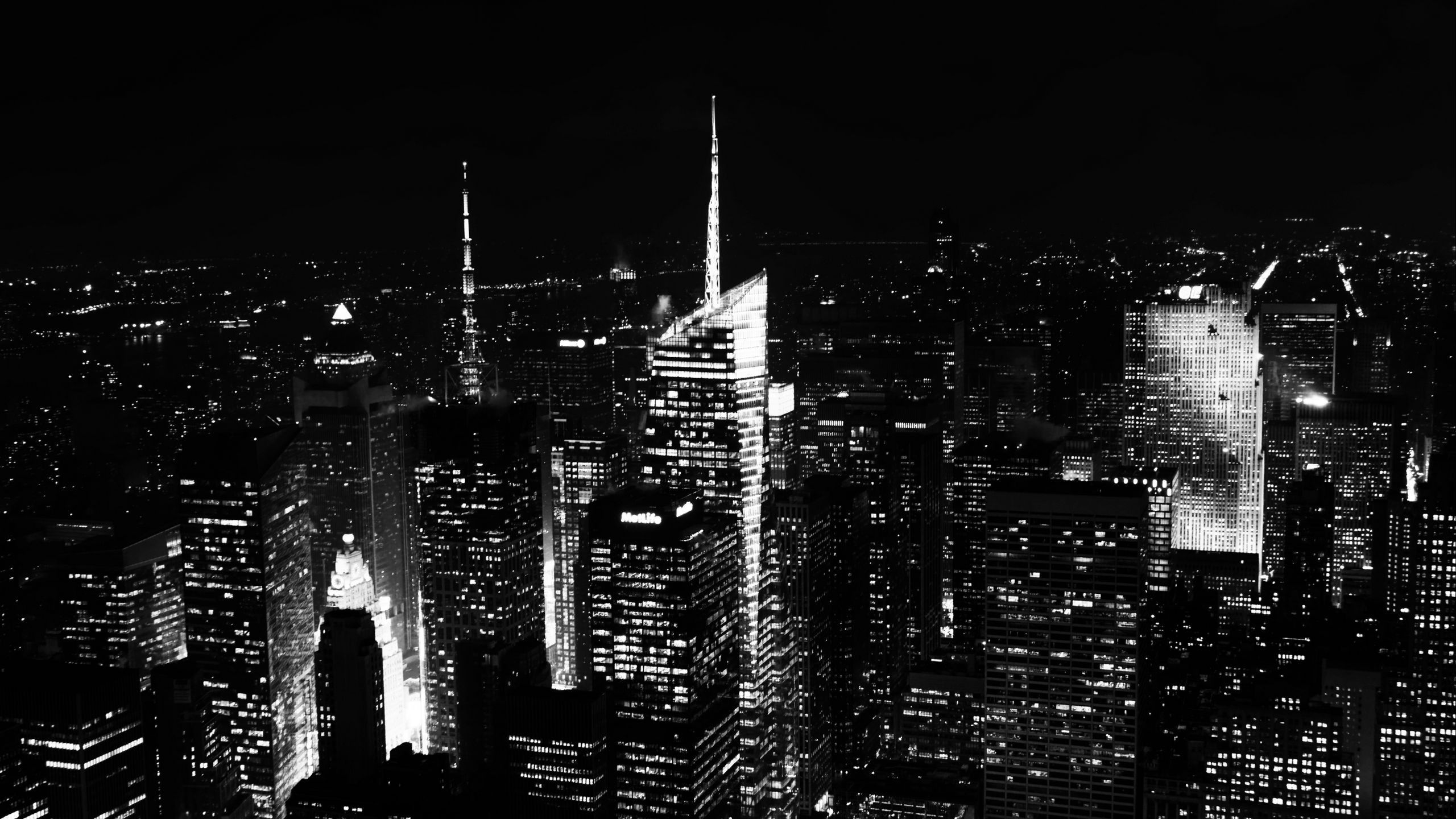 2560x1440 Night City Skyscrapers Buildings Aerial View New York Black And White HD Black Wallpaper