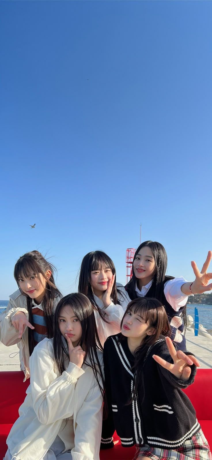 736x1592 New jeans wallpaper HD. Newjeans wallpaper ditto, Newjeans lockscreen, Kpop 3