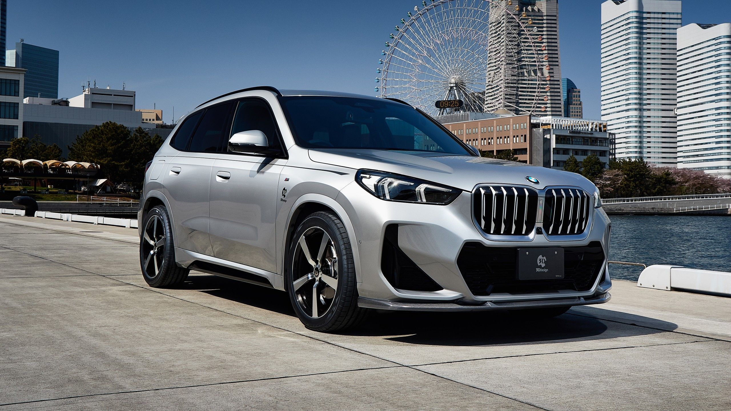 2560x1440 3D Design BMW X1 xDrive20i M Sport 2024 Wallpaper Car Wallpaper