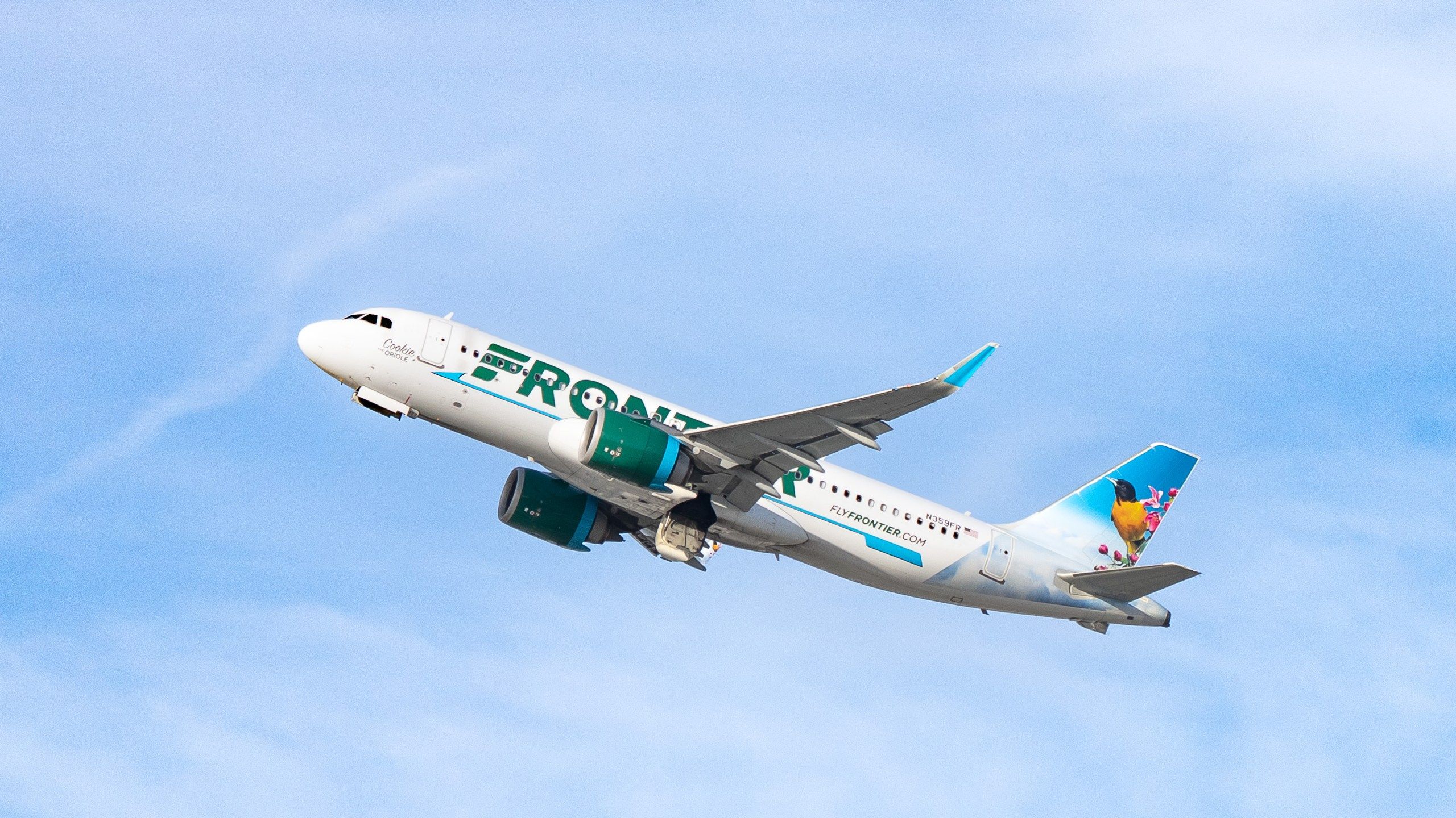 2560x1440 Frontier Airlines introducing three new routes through San Diego International Airport