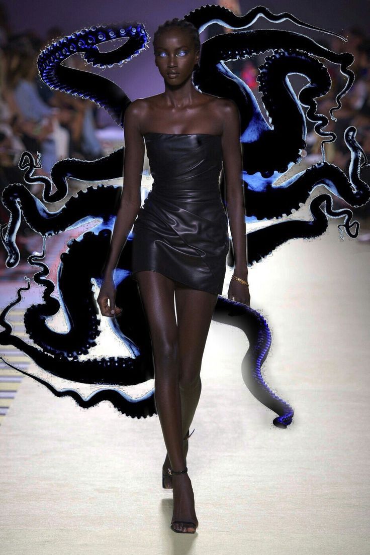 736x1105 Anok Yai Versace ss19