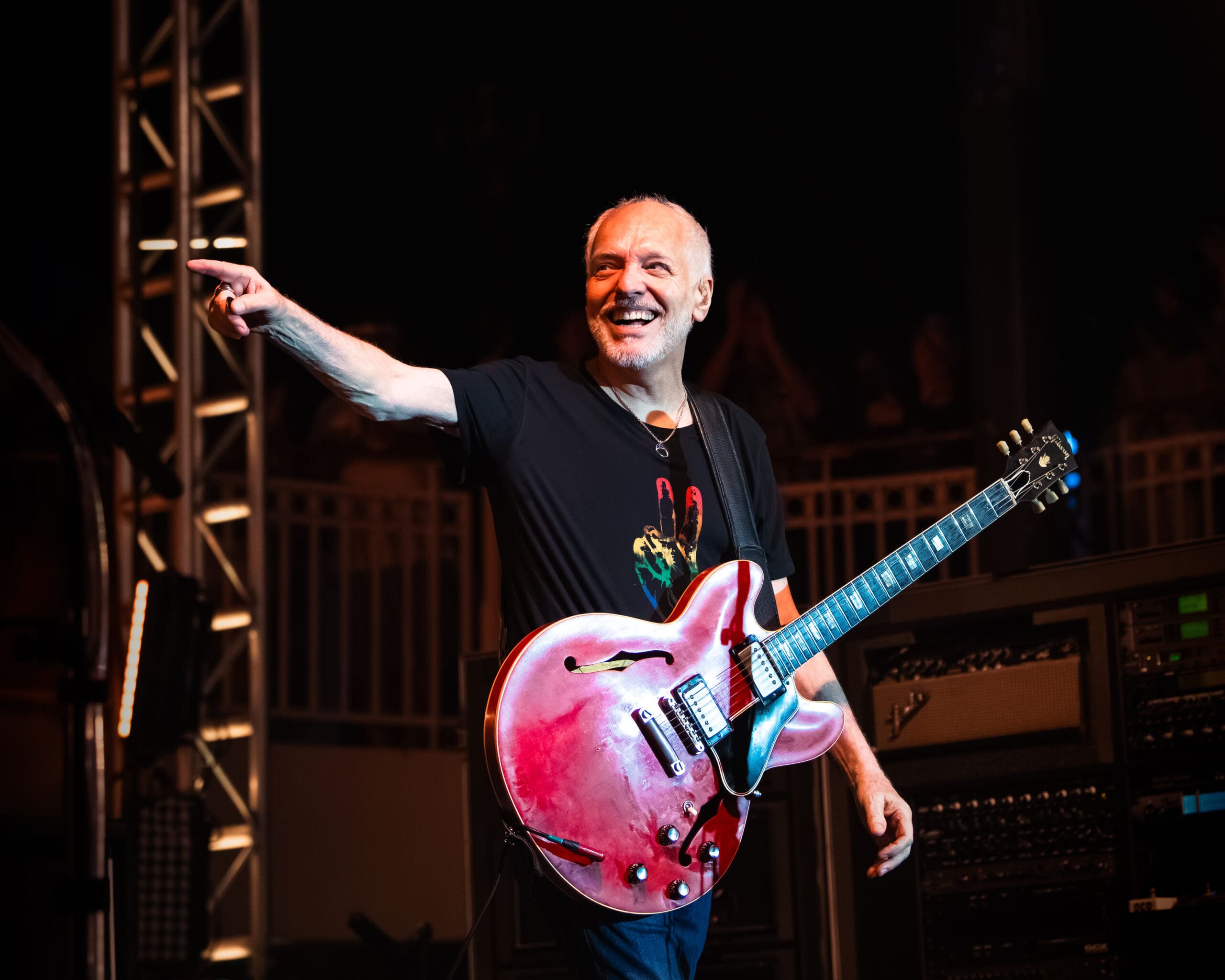 2560x2048 Interview: Peter Frampton