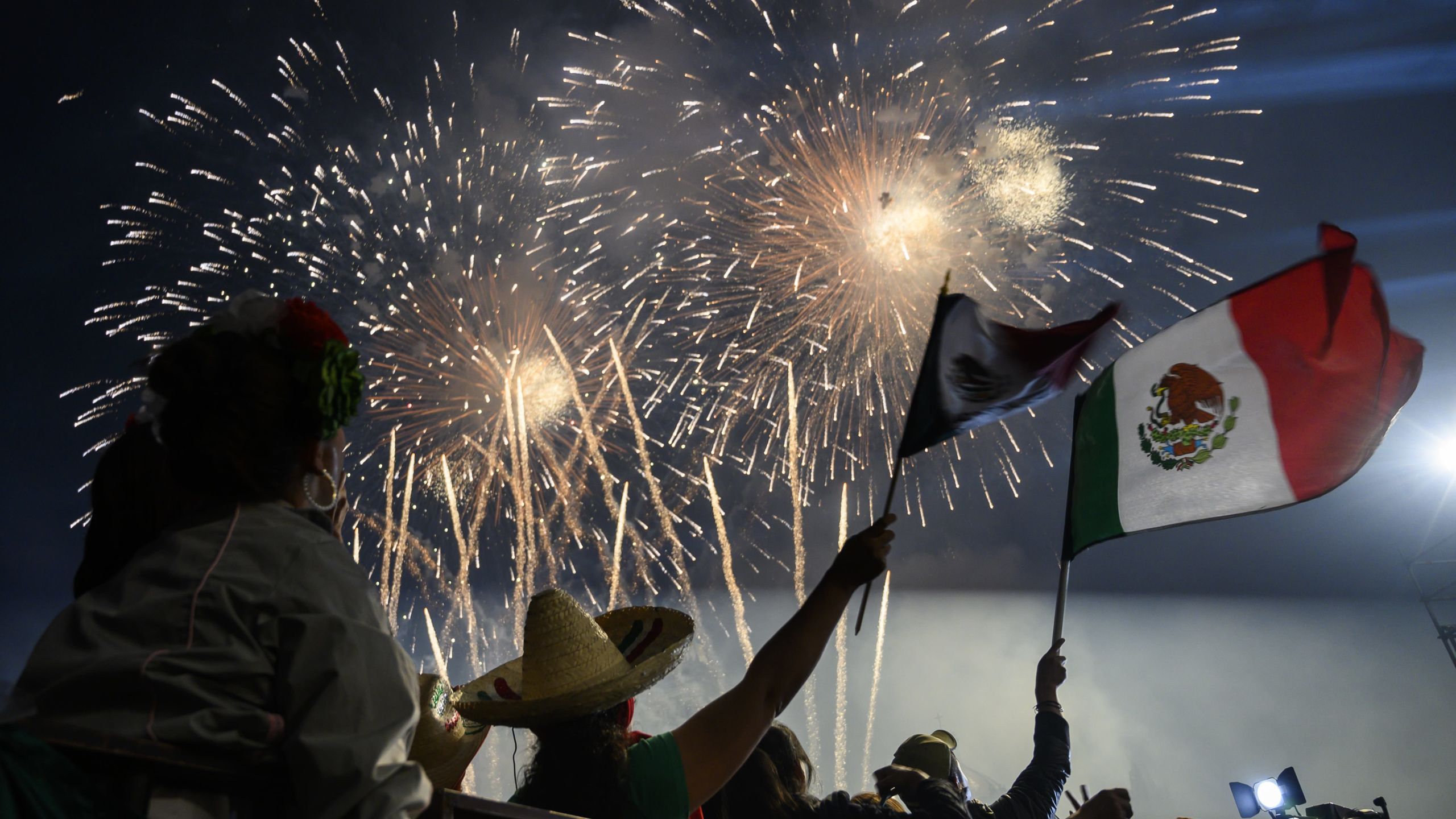 2560x1440 San Jose kicks off Mexican Independence Day celebration with El Grito