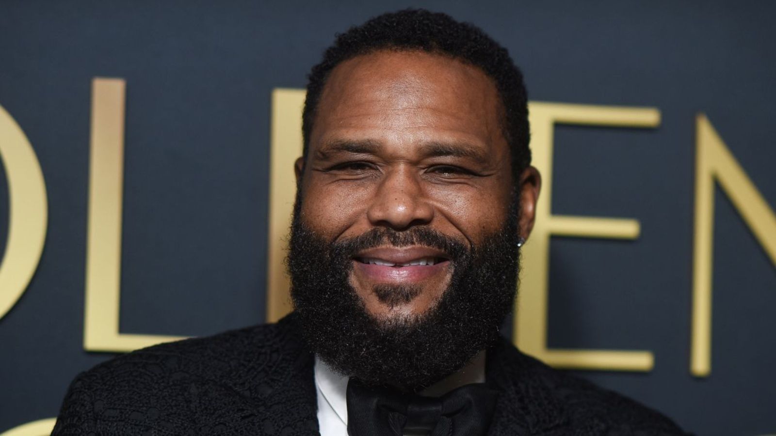 1600x900 LAPD Investigating Break In At Anthony Anderson's Home In Encino, Los Angeles Los Angeles