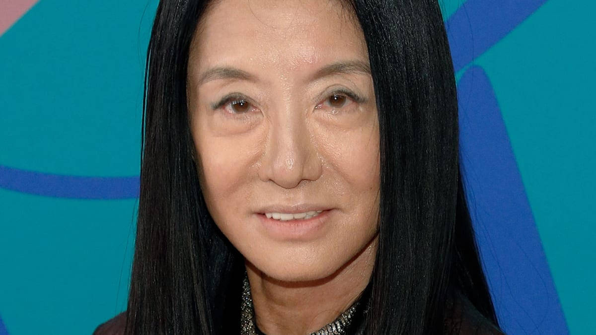 1200x675 Download Close Up Portrait Of Vera Wang Wallpaper