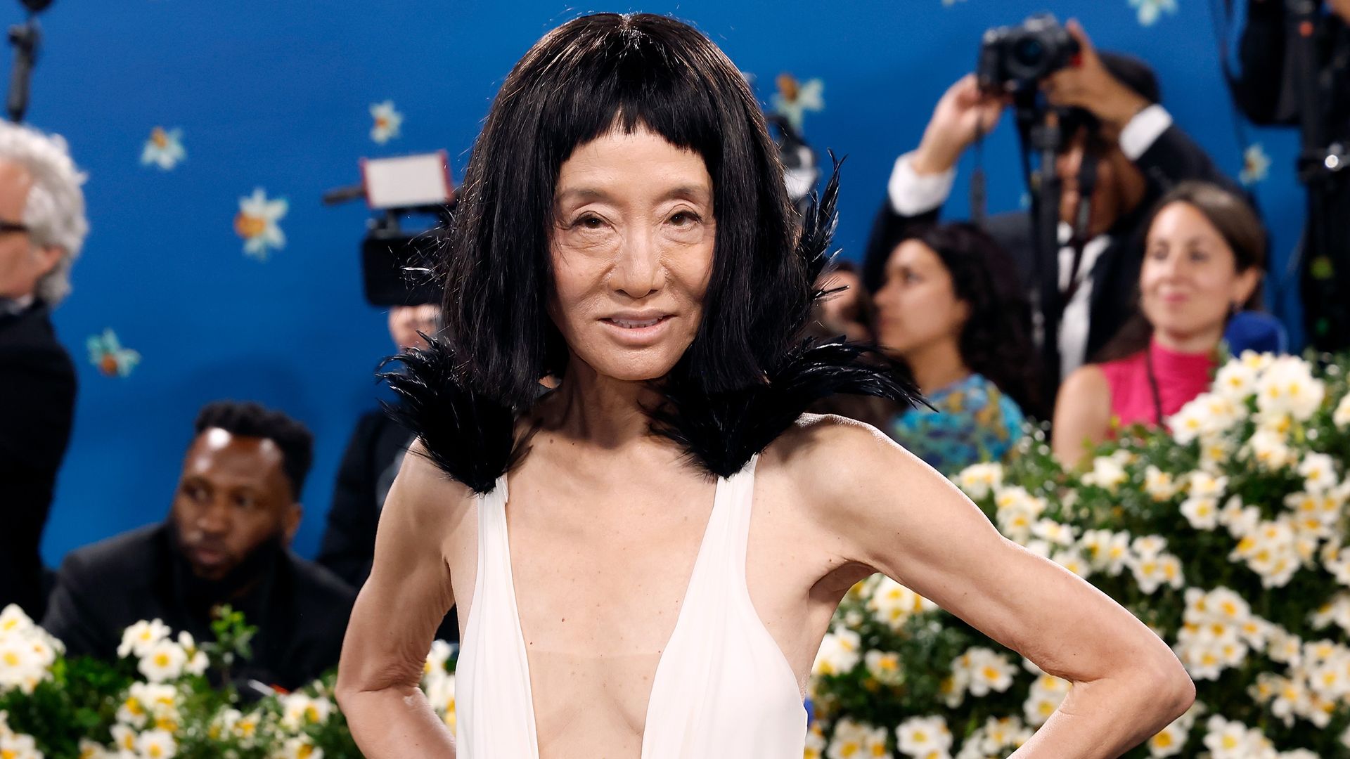 1920x1080 Vera Wang shows off her incredible body after celebrating her 76th birthday
