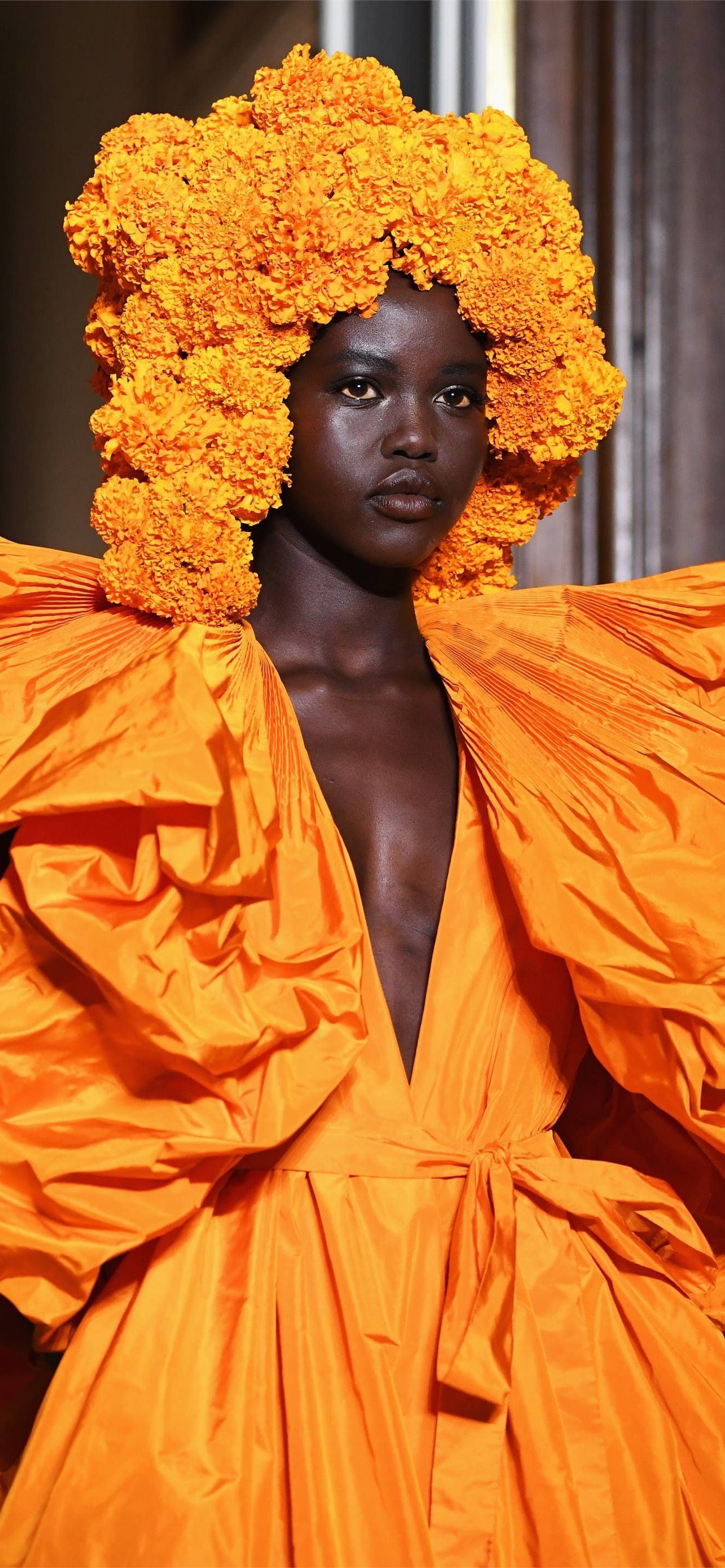 1284x2778 Best Adut akech iPhone HD Wallpaper