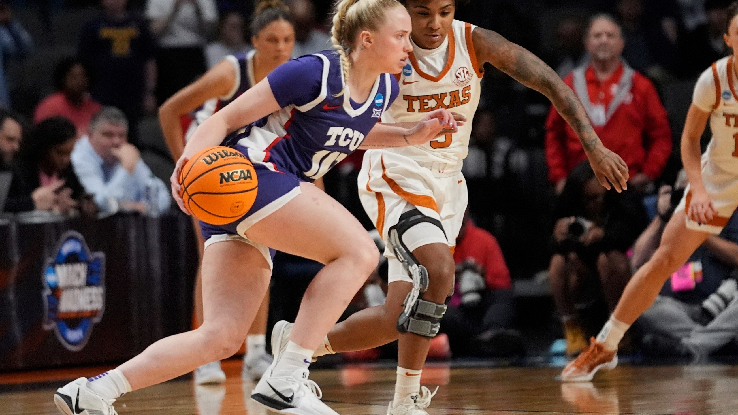 2560x1440 Hailey Van Lith Is Grateful For Her Long, Well Traveled College Career After It Ends In Elite Eight. WKRN News 2