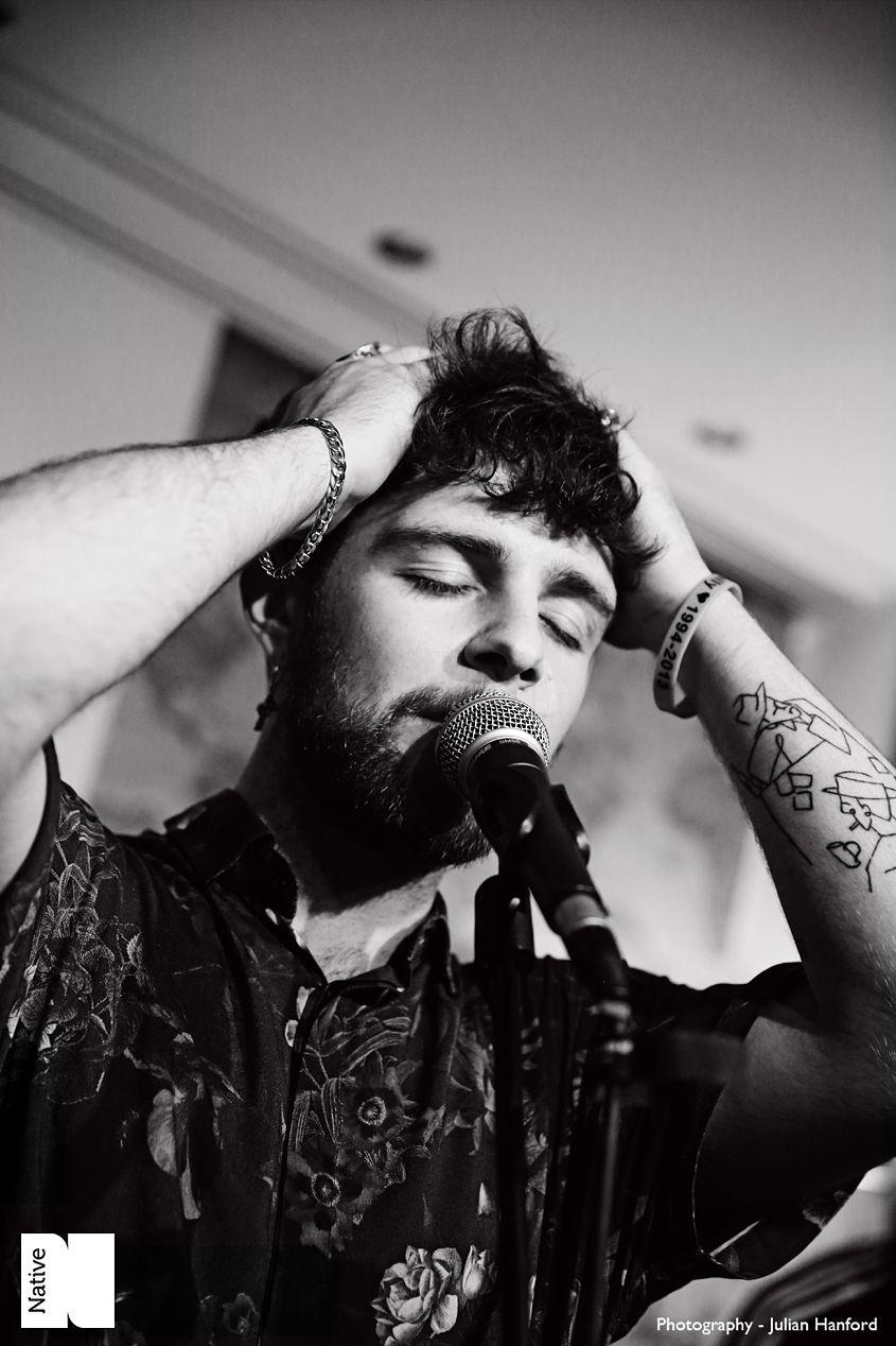 845x1268 Tom Grennan Wallpaper