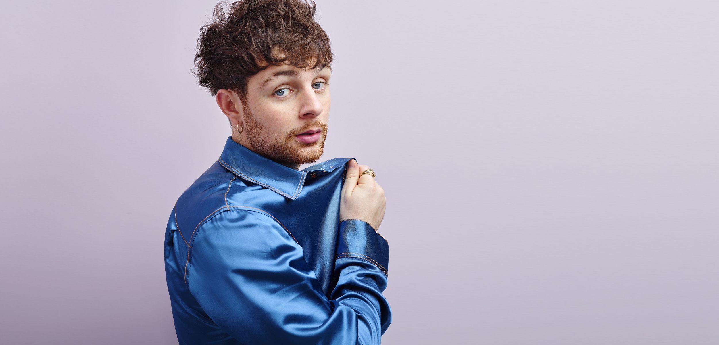 2502x1200 Tom Grennan Wallpaper
