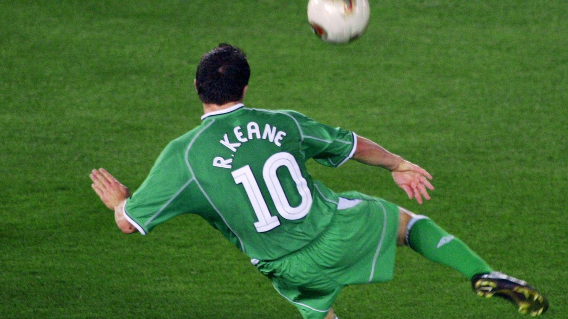 1920x1080 Robbie Keane: Watch striker's goals from World Cup 2002