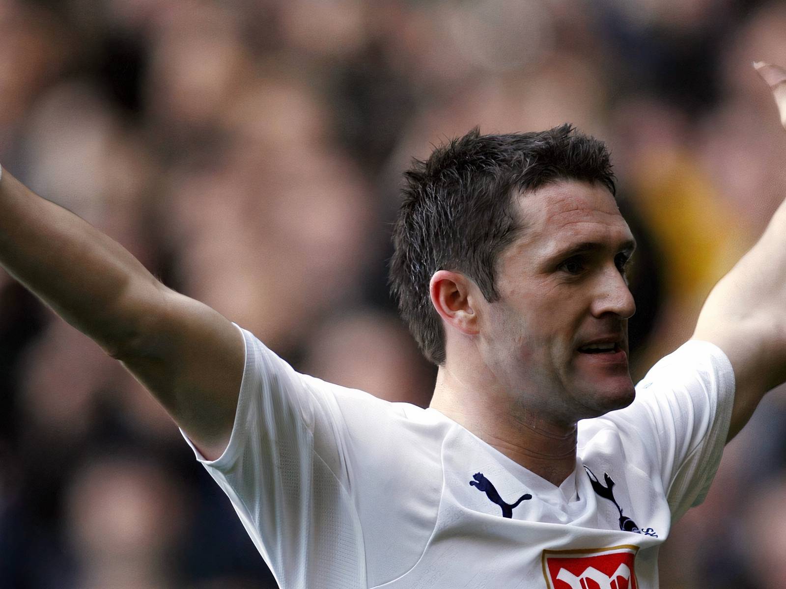 1600x1200 He's just joined: The new Robbie Keane could save Spurs from relegation