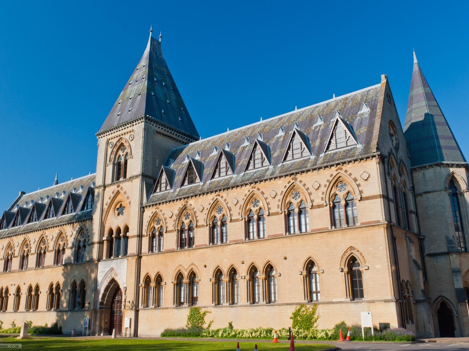 1600x1200 University Of Oxford, Natural History Museum