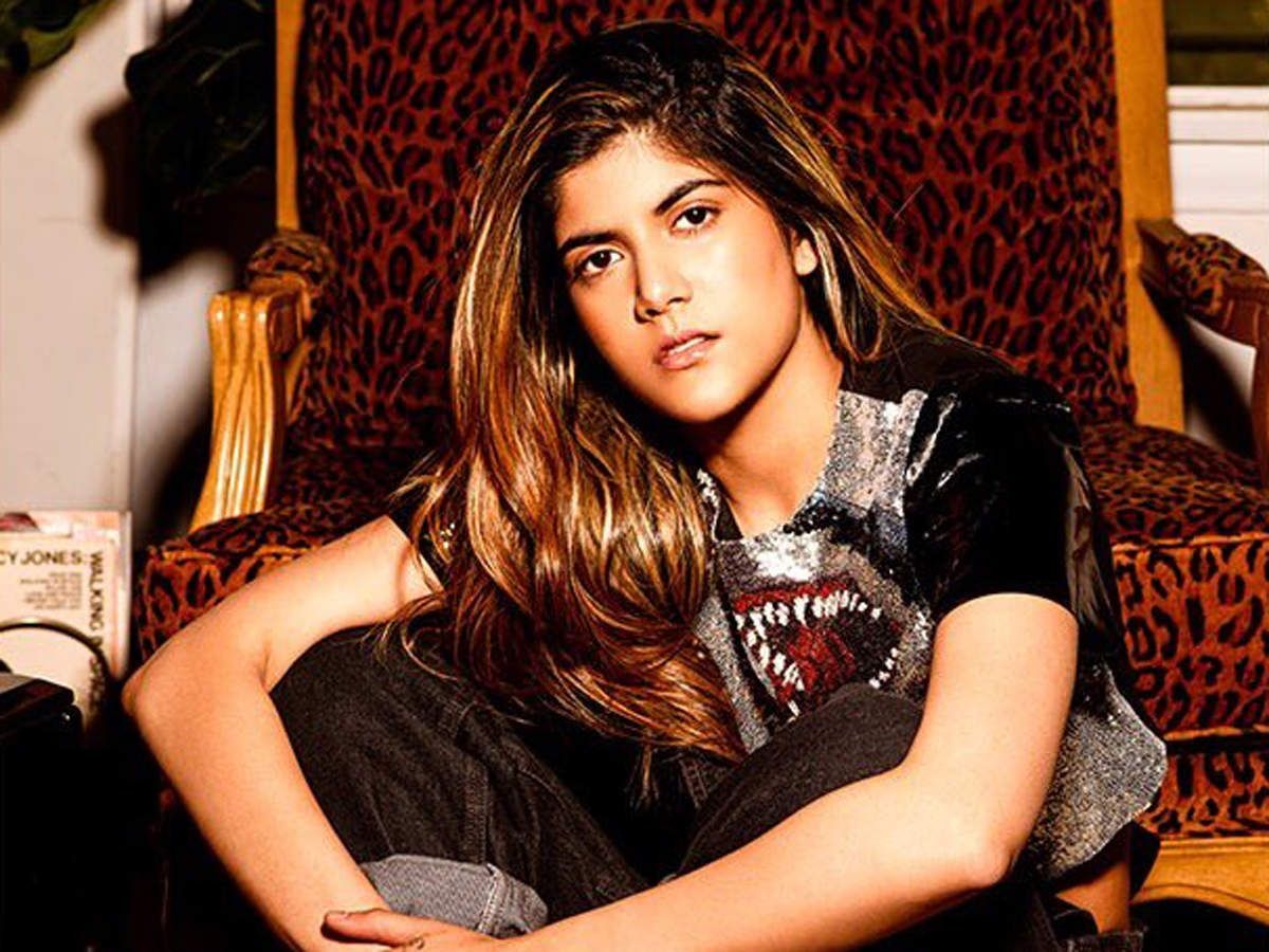 1200x900 Ananya Birla Wallpaper