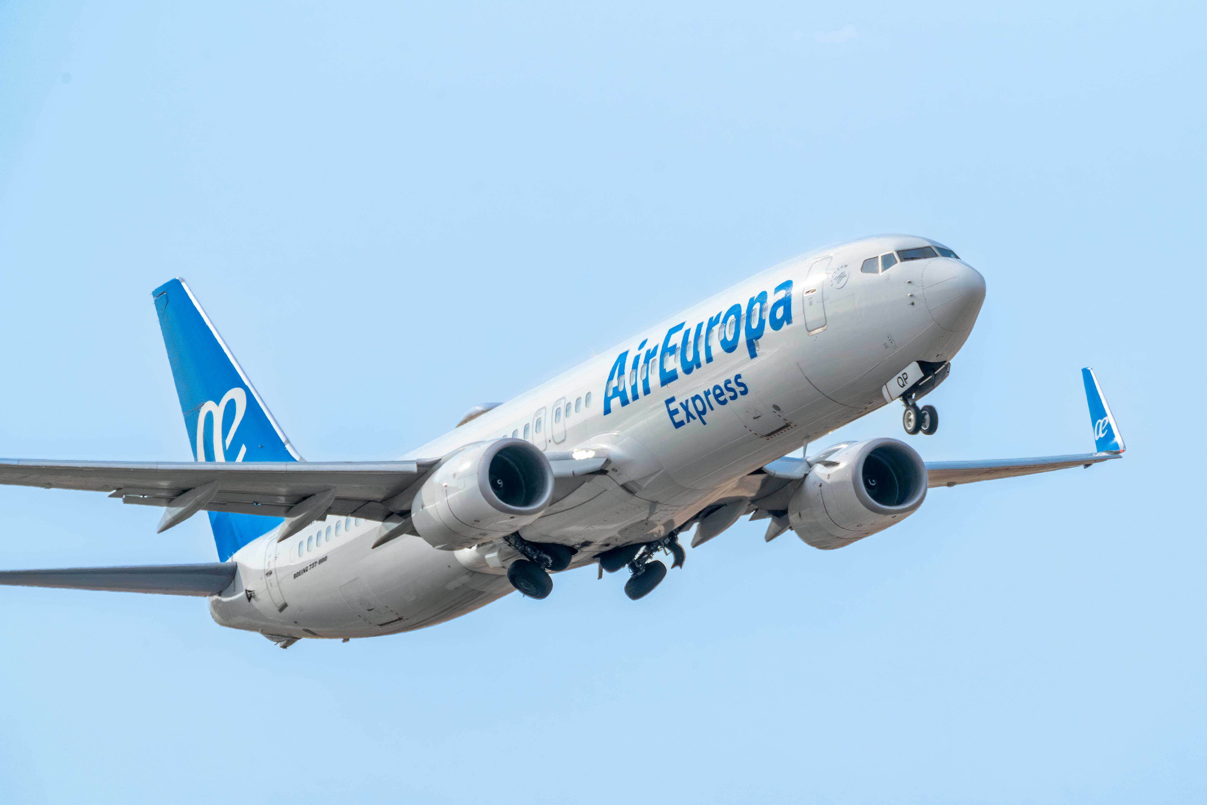 5079x3386 Air Europa Express Boeing 737 800 In Flight · Free