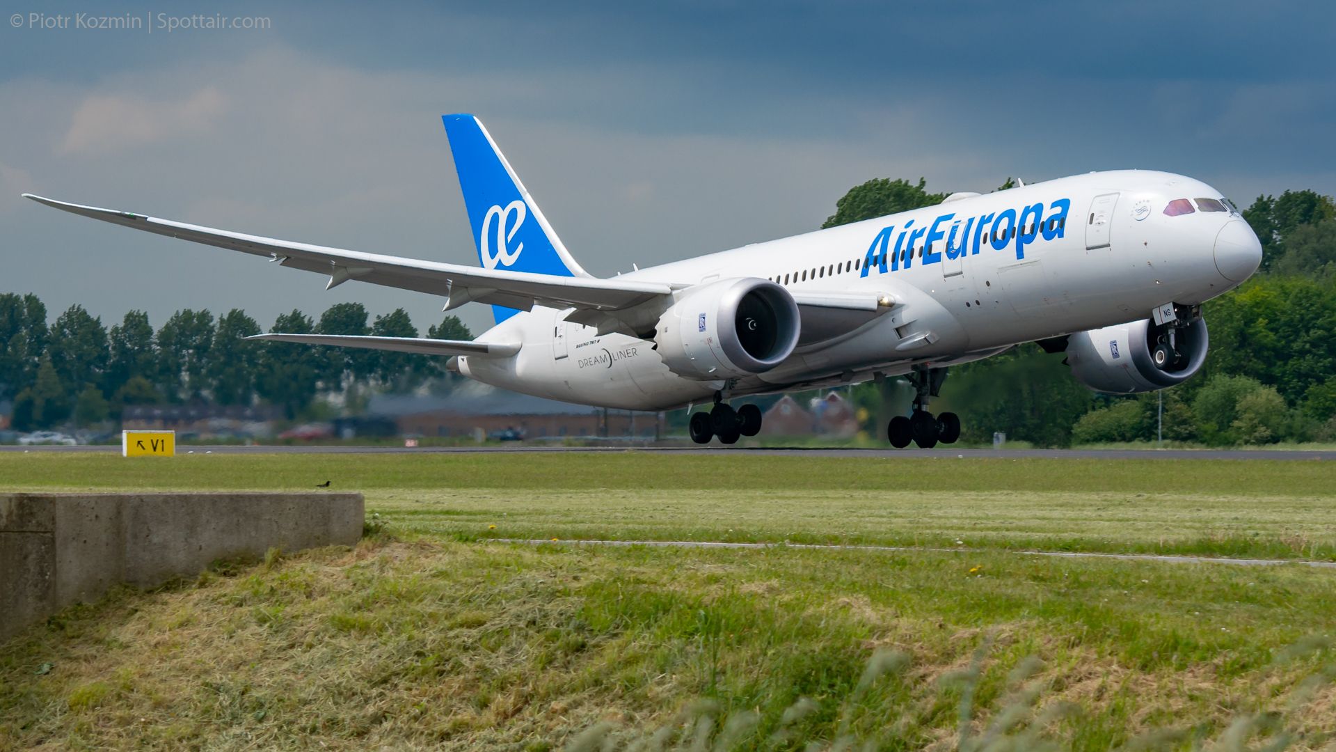 1920x1080 Air Europa