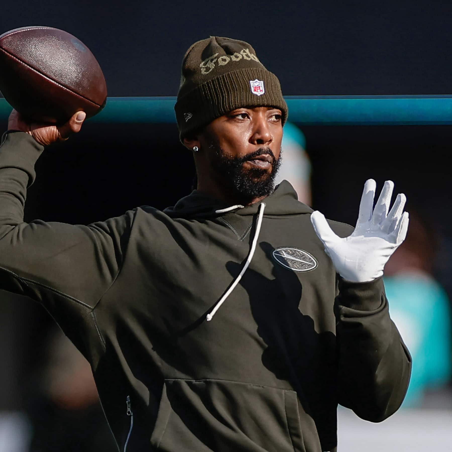 1800x1800 Packers sign QB Tyrod Taylor and release Desmond Ridder Washington Post
