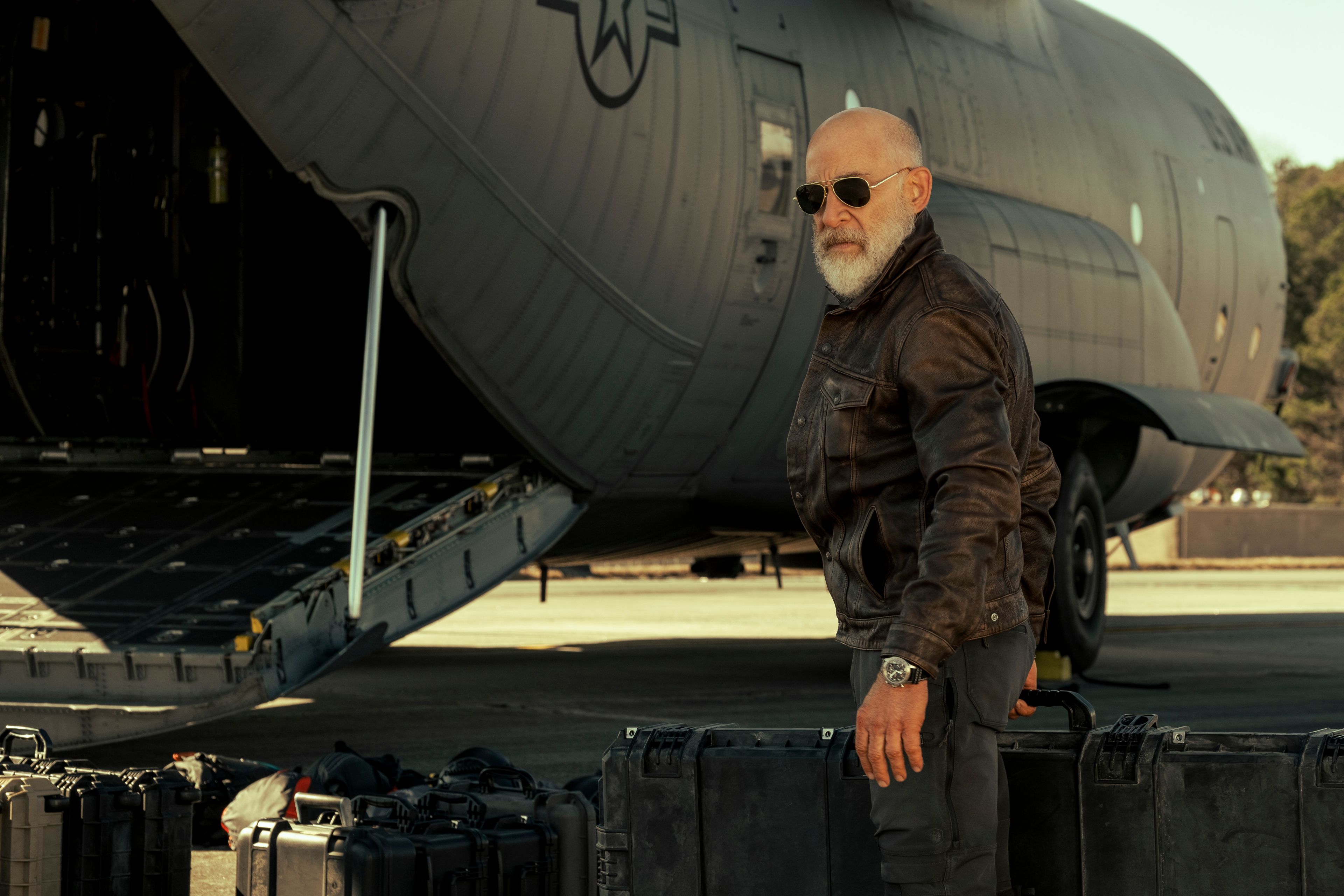 3840x2560 Download J.K. Simmons Movie The Tomorrow War 4k Ultra HD Wallpaperx2560