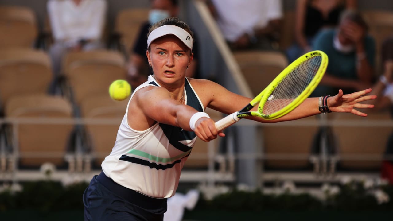 1280x720 Snapshots: Barbora Krejcikova def. Maria Sakkari, French Open semifinals