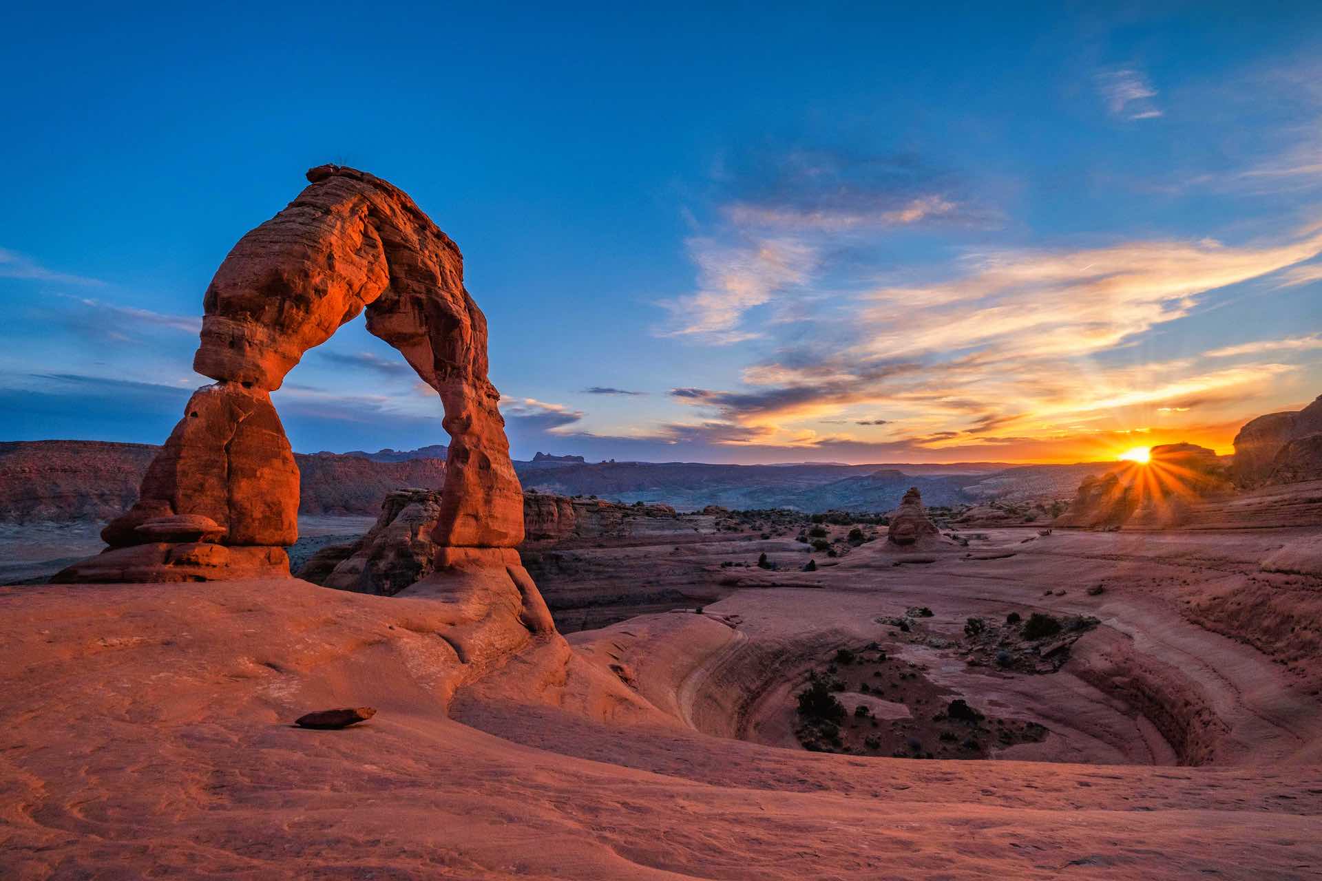 1920x1280 Delicate Arch Hike • 12 Things To KNOW For The Trail (2026)