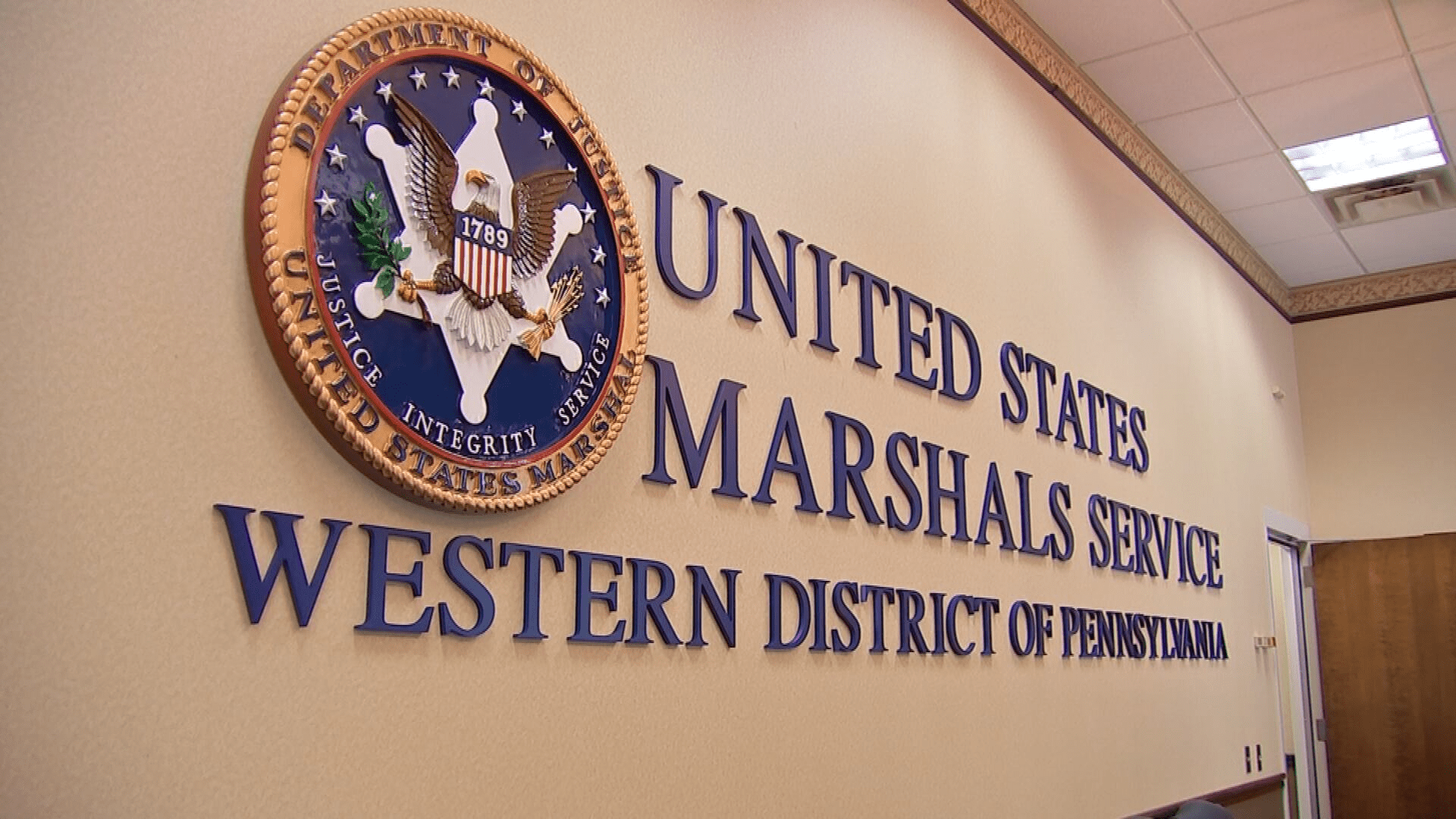 1920x1080 Investigates gets exclusive look at new camera equipment for Pittsburgh area U.S. Marshals