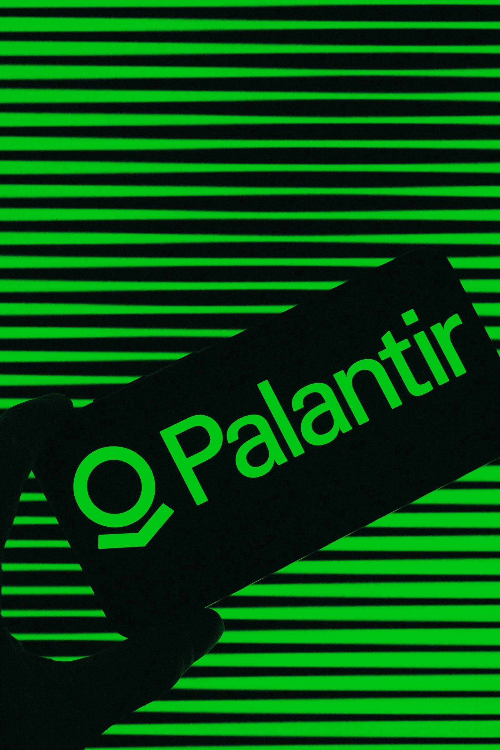 1600x2400 DHS Opens A Billion Dollar Tab With Palantir
