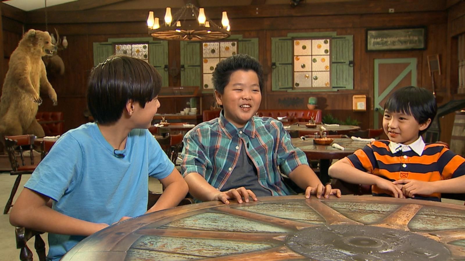1600x900 Behind the Scenes of 'Fresh Off the Boat'